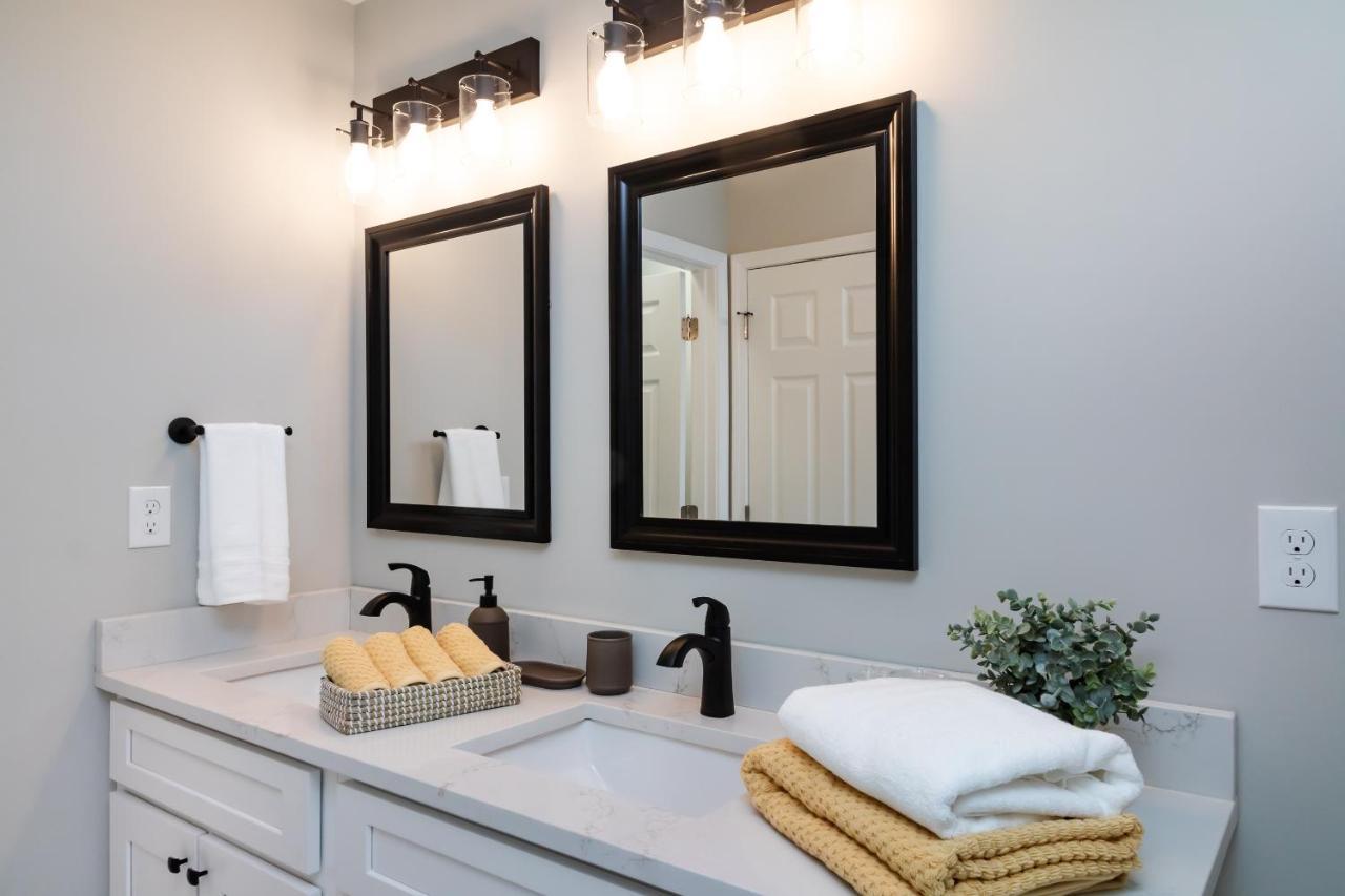 Brandnew Spacious 4 Bedroom House Minutes To Uptown Charlotte Eksteriør billede